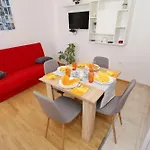 With Parking Space - 22134 Appartamento *