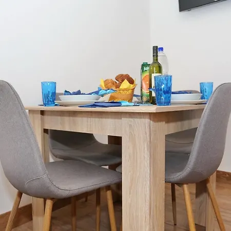 Apartament With Parking Space - 22134 Vir