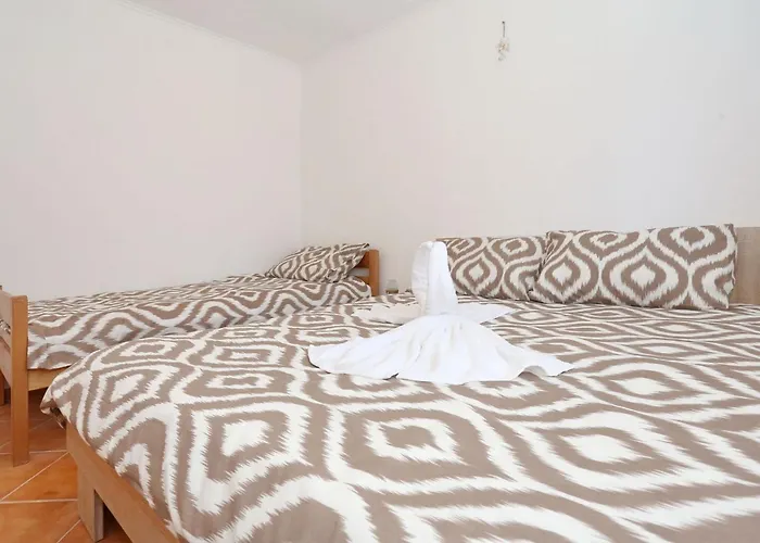 With Parking Space - 22134 * Vir